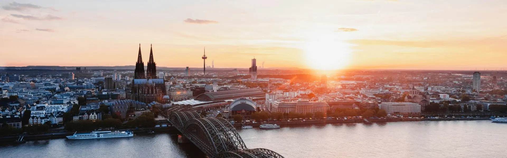 Chauffeur Service from Düsseldorf to Cologne